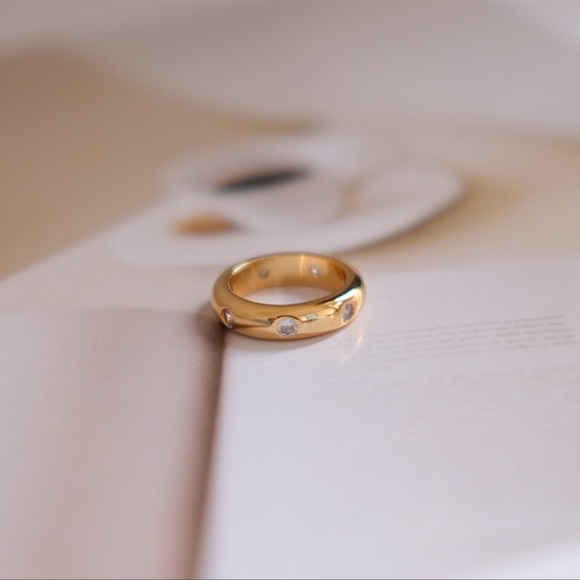 🥰18K Gold Plated Melody Pave Ring - Picture 5 of 6